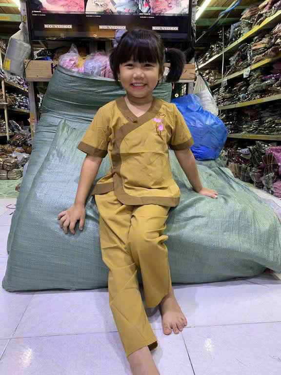 Sản phẩm pháp phục
